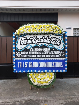 Papan Bunga Duka di Margahayu Utara